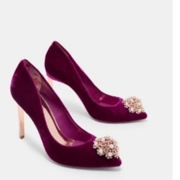 TED BAKER Peetch Embellished Mink Velvet Heels - Picture 2 of 4